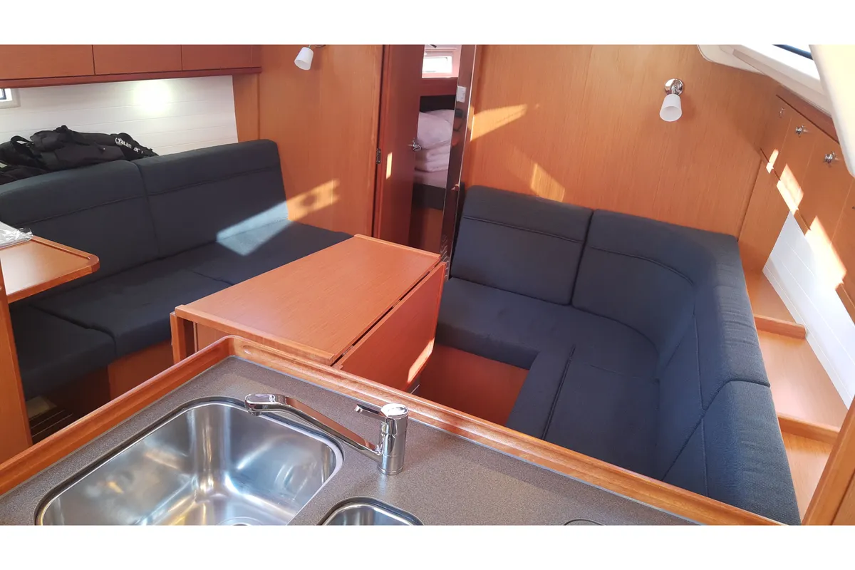 Salon of Simone, a Bavaria Cruiser 37 sailboat at Gothenburg, Sweden
