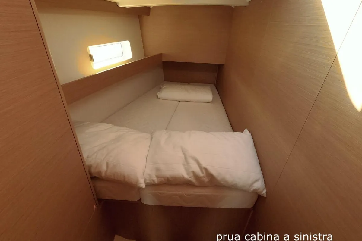 Cabin on Melusina, a Jeanneau Sun Odyssey 490 sailboat at Olbia, Italy