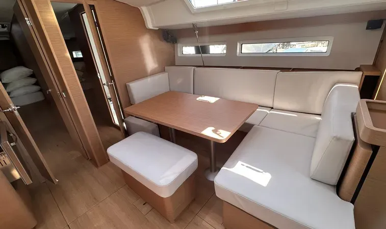 Salon of Melusina, a Jeanneau Sun Odyssey 490 sailboat at Olbia, Italy