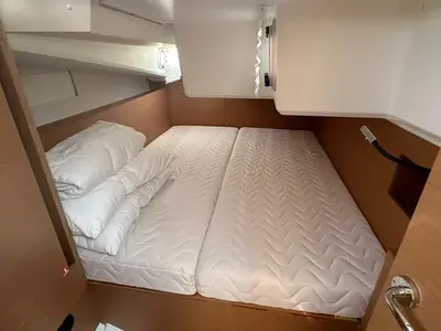 Cabin on Melusina, a Jeanneau Sun Odyssey 490 sailboat at Olbia, Italy
