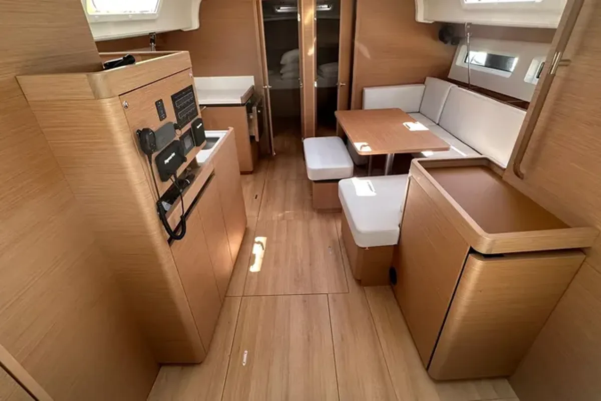 Salon of Melusina, a Jeanneau Sun Odyssey 490 sailboat at Olbia, Italy