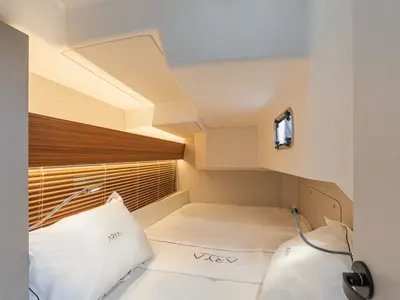 Floor plan of Black Pearl, a Gulet x-reuse sailboat at Piraeus, Greece