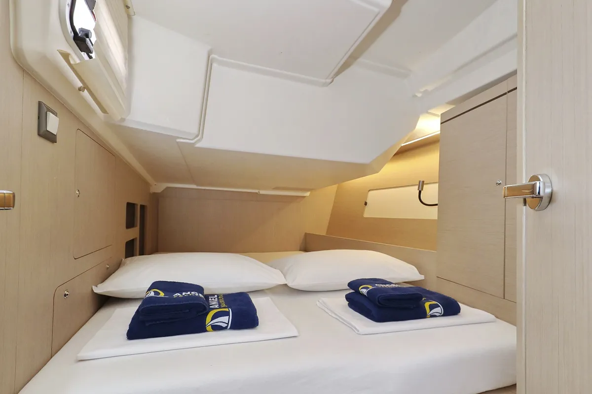 Cabin on Anne, a Beneteau Oceanis 46.1 sailboat at Grad Vodice, Croatia