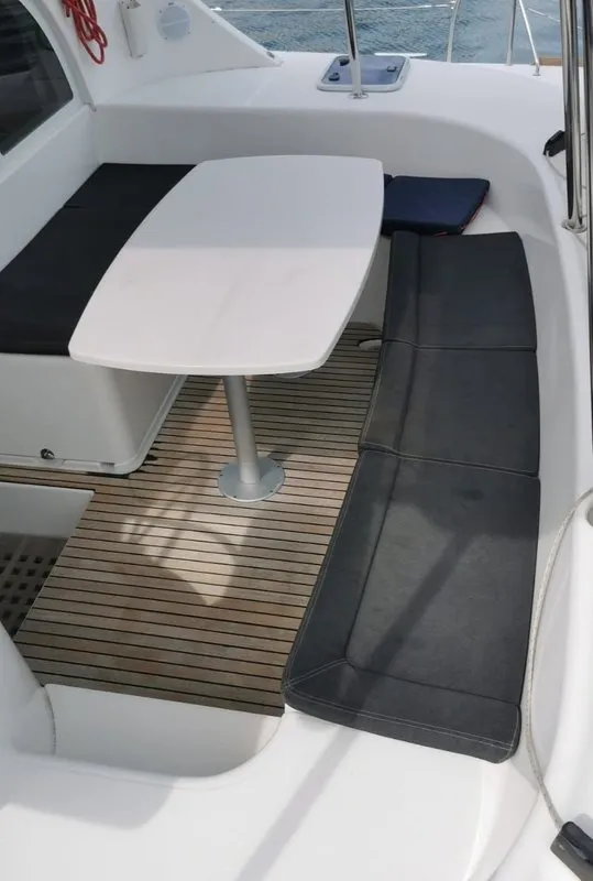 LANME, a Lagoon 380 catamaran at Propriano, France