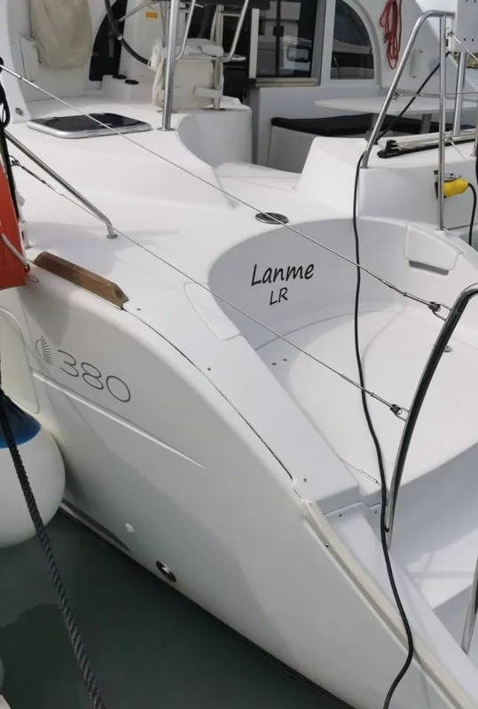 LANME, a Lagoon 380 catamaran at Propriano, France
