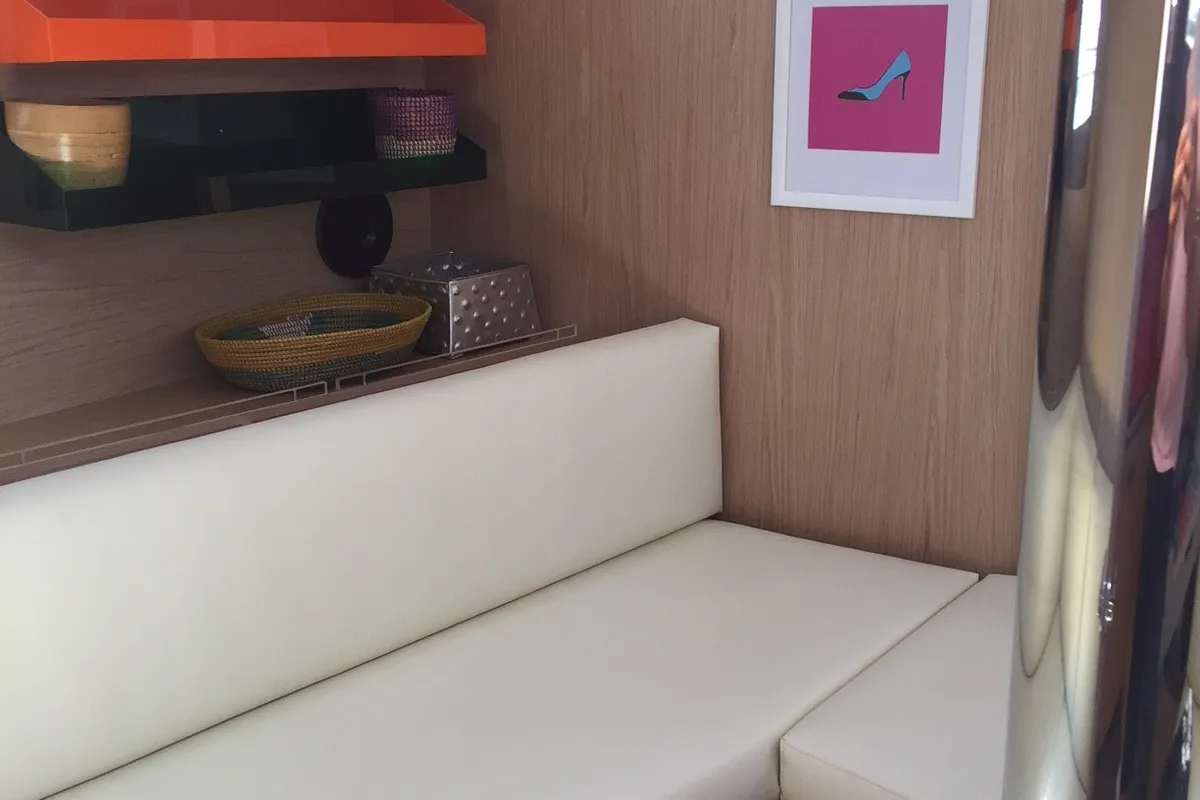 Salon of Tenuta delle Ripalte, a Beneteau Oceanis 41.1 sailboat at Cecina, Italy