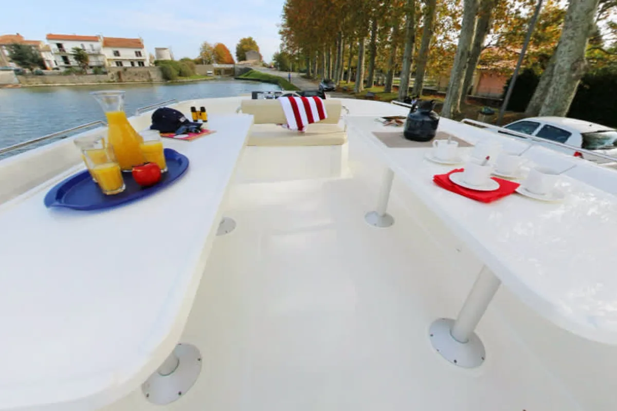 Deck of Cygnet Vision 3, a motorboat at Homps, France