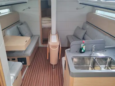 Salon of Aurélie, a Dehler 38 SQ sailboat at Punat, Croatia