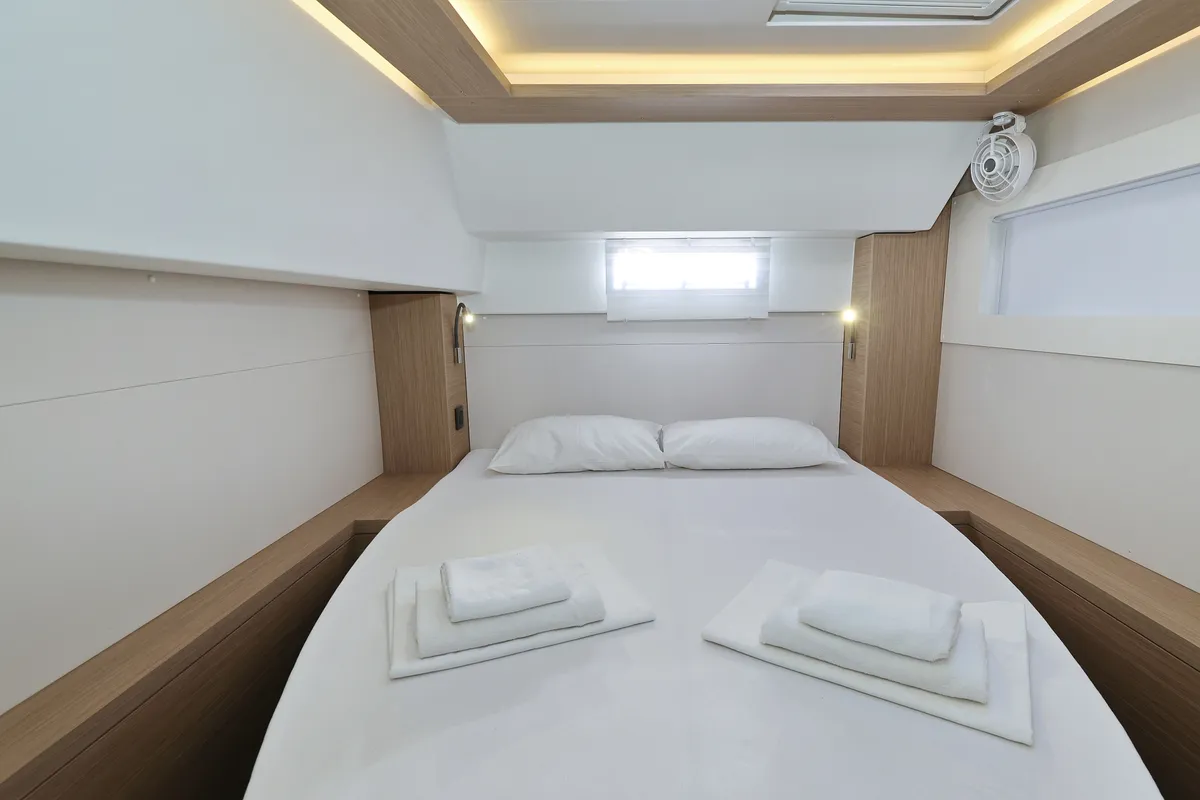 Cabin on Ship Happens, a Lagoon 46 catamaran at Općina Sukošan, Croatia