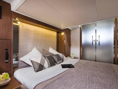 Cabin on Giorgia, a Jeanneau Leader 46 motorboat at Bacoli, Italy