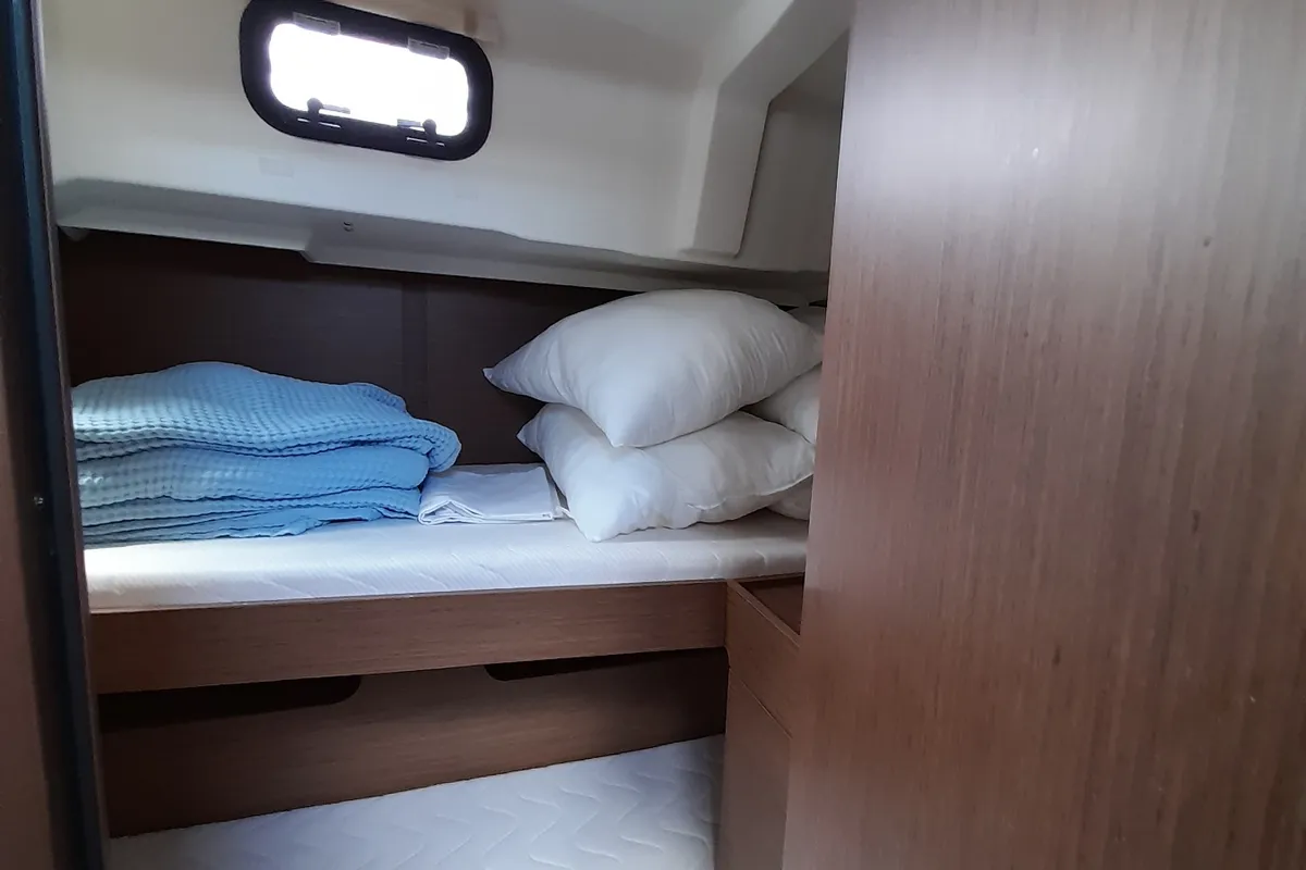 Cabin on Okiroi, a Beneteau Oceanis 46.1 sailboat at Municipal Unit of Lefkada, Greece