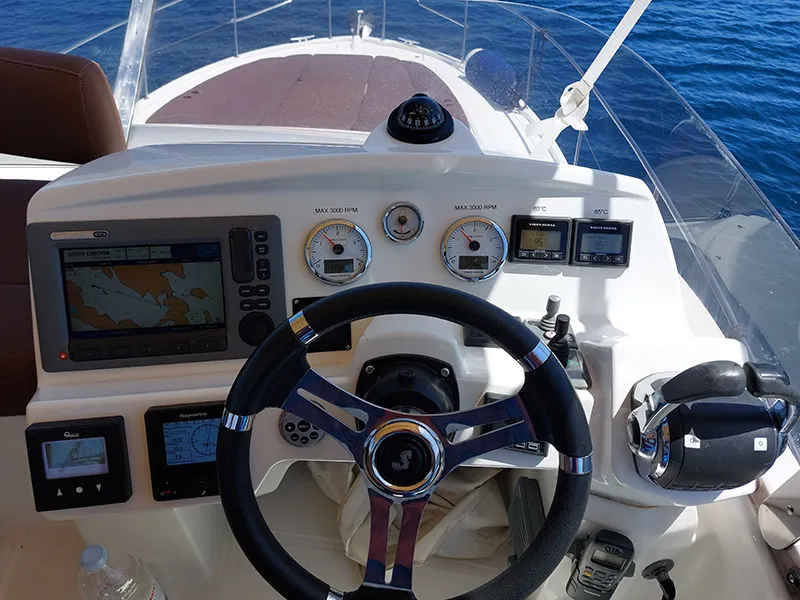 Santin, a Beneteau Antares 42 Fly motor yacht at Punat, Croatia