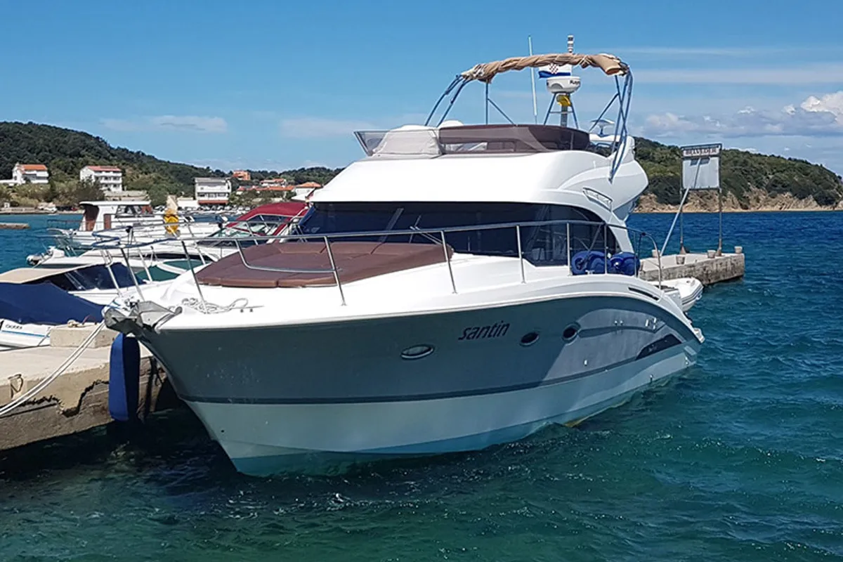 Santin, a Beneteau Antares 42 Fly motor yacht at Punat, Croatia