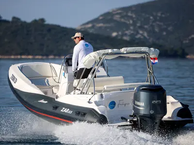 Exterior view of no name, a Zar 65 Suite motorboat at Općina Sukošan, Croatia
