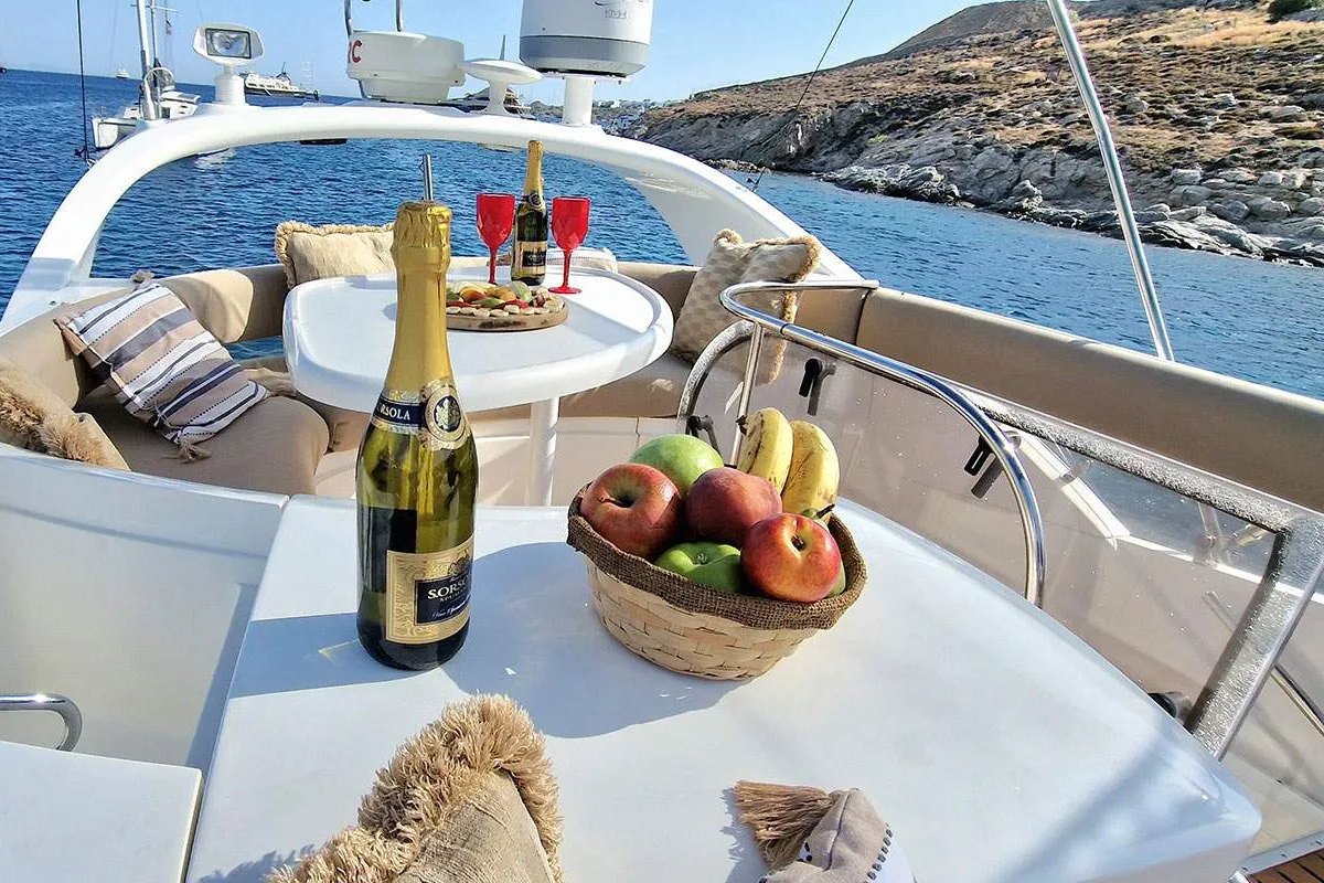 Fairline, a Fairline Boats Fairlane Phantom 43 motorboat at Mykonos, Greece