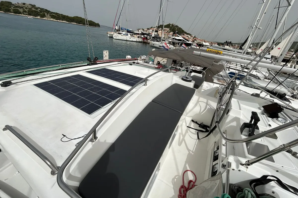 Deck of Manatee, a Lagoon 440 - 4 cab. catamaran at Vodice, Croatia