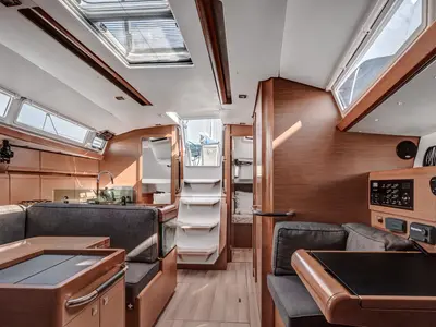Salon of Pellini, a Jeanneau Sun Odyssey 419 sailboat at Municipal Unit of Palairos, Greece