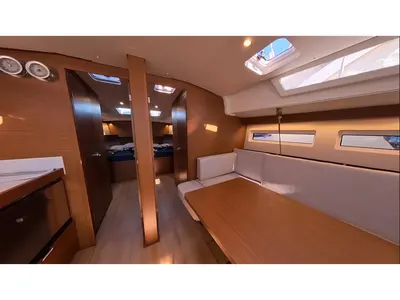 Salon of Vino Blanco, a Jeanneau Sun Odyssey 490 sailboat at El Rosario, Spain