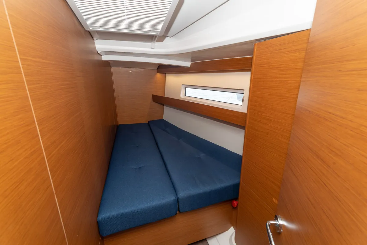 Cabin on JoElli, a Jeanneau Sun Odyssey 440 sailboat at Palma de Mallorca, Spain