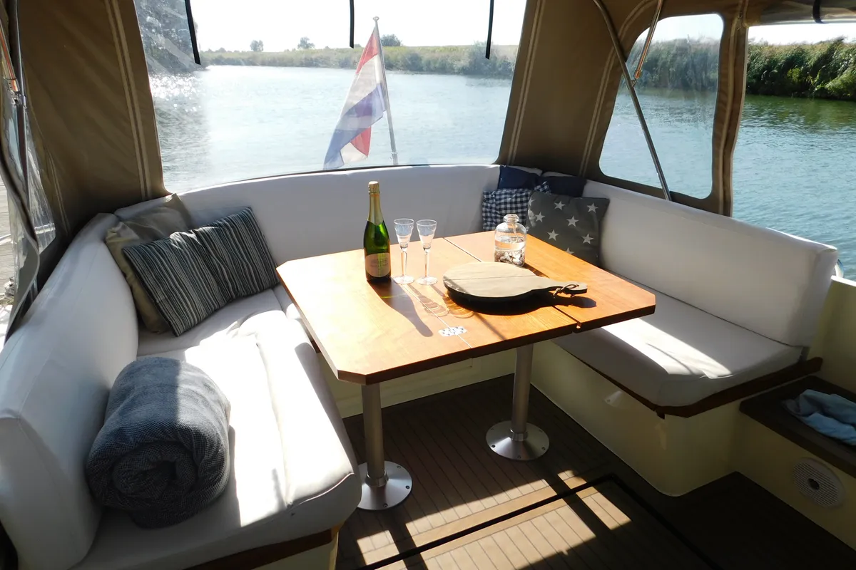 Salon of Marmeralk, a Delos 1100 Cruiser motorboat at IJsselstein, Netherlands