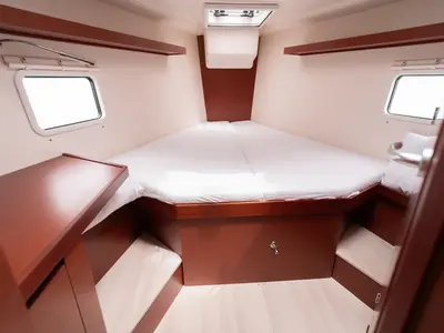 Cabin on VRONTIS |Inverter|, a Hanse 418 sailboat at Municipal Unit of Lefkada, Greece