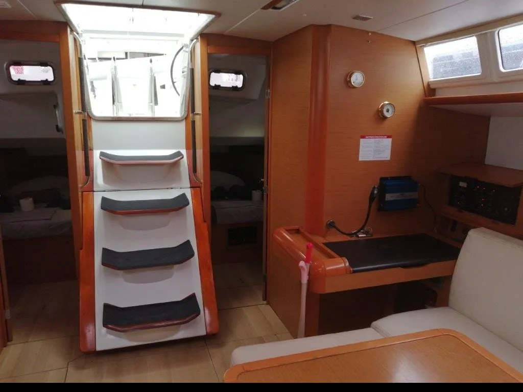 Salon of Tintabella, a Jeanneau Sun Odyssey 469 sailboat at Athens, Greece