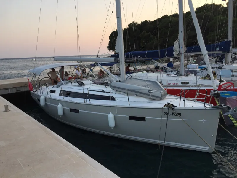 HM INO, a Bavaria 37 Cruiser sailboat at Općina Sukošan, Croatia