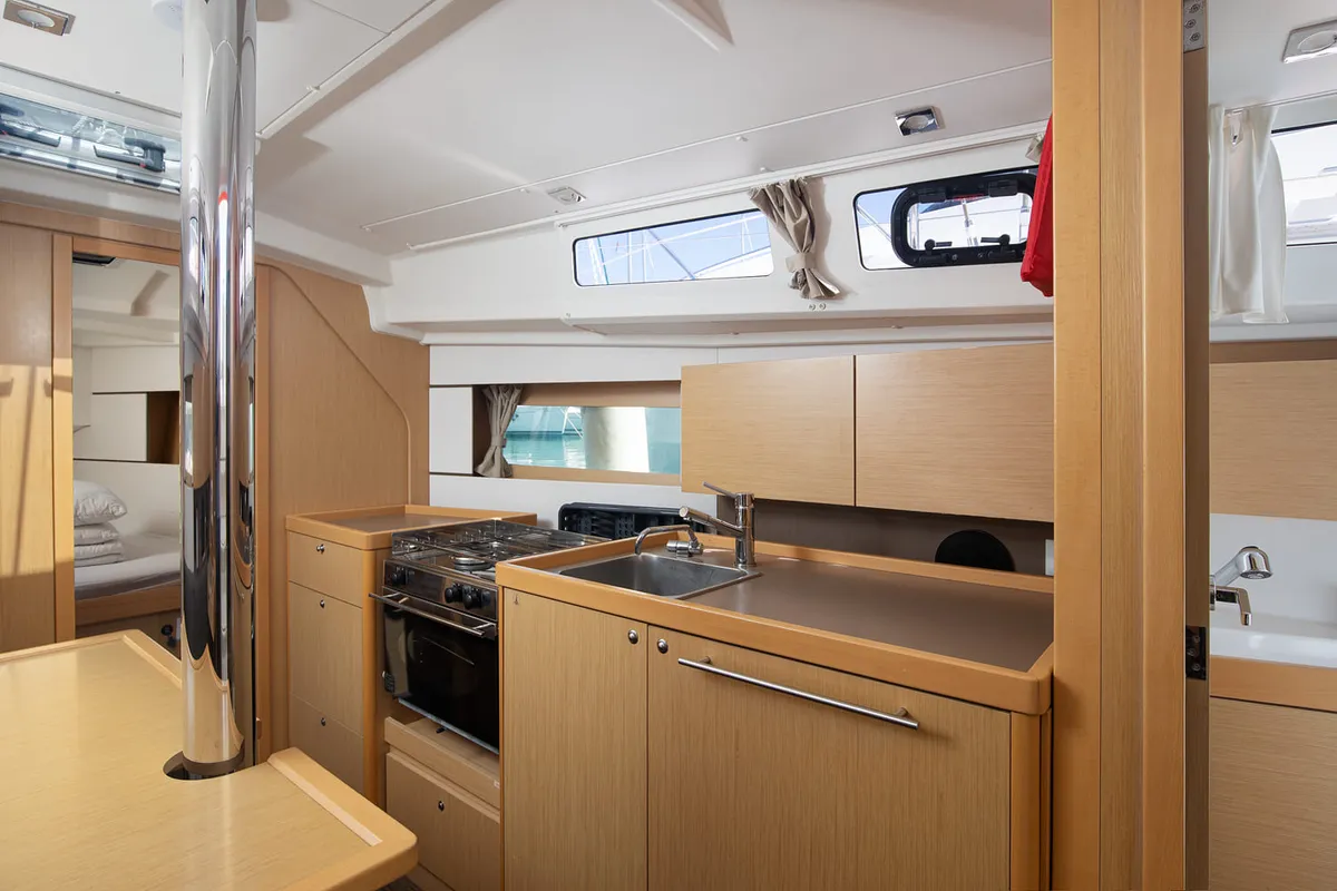 Galley of Mare Animi, a Beneteau Oceanis 35 sailboat at Općina Medulin, Croatia