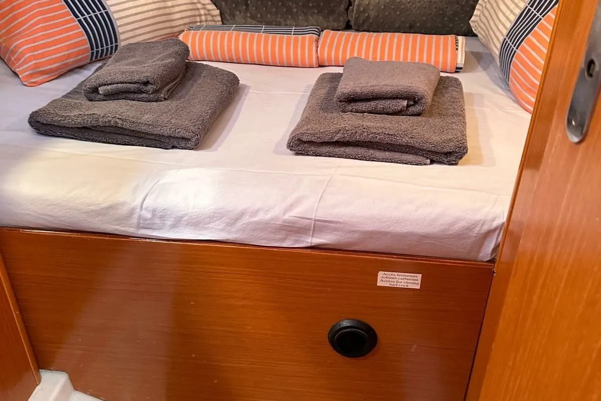 Cabin on Miss Aleyna, a Beneteau Cyclades 39.3 sailboat at Fethiye, Turkey