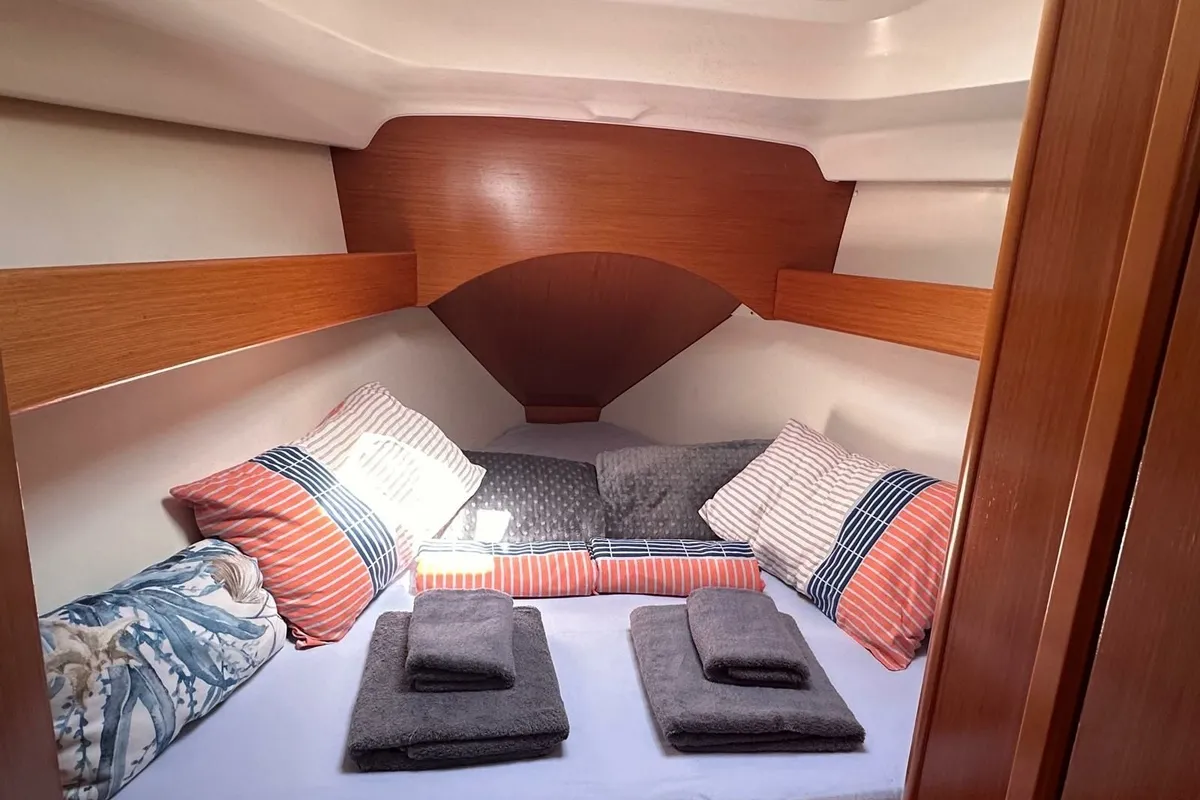 Cabin on Miss Aleyna, a Beneteau Cyclades 39.3 sailboat at Fethiye, Turkey