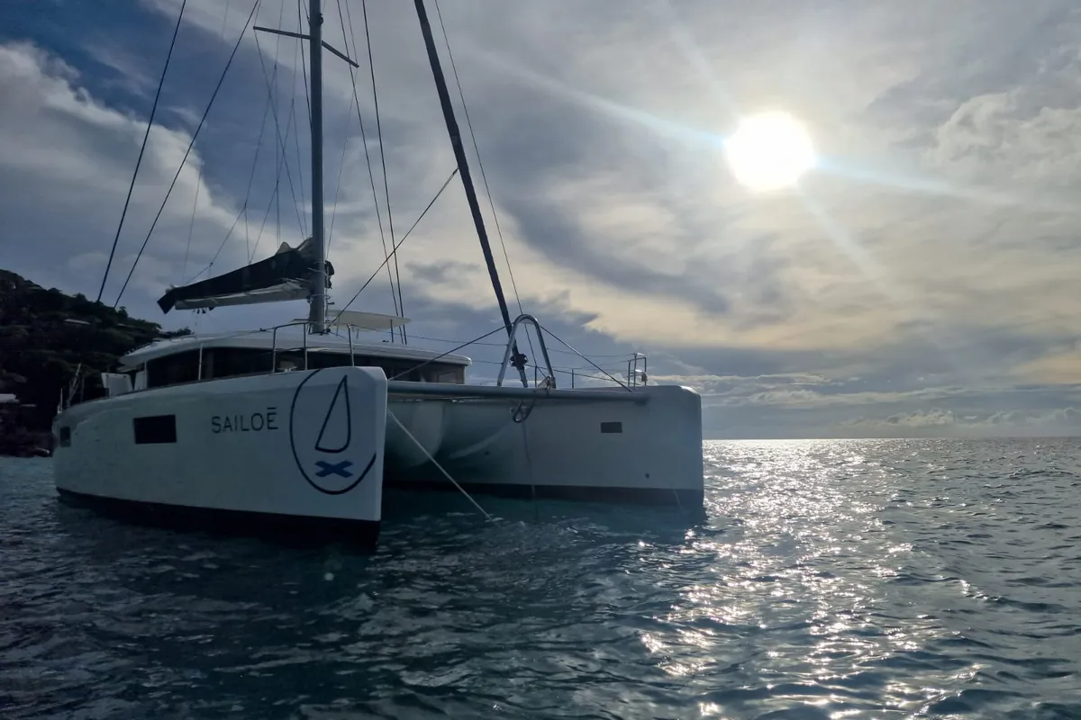 Takamaka, a Lagoon 52 catamaran at Roche Caiman, Seychelles