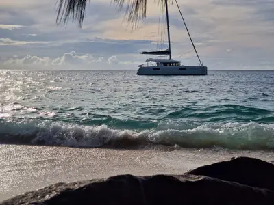 Takamaka, a Lagoon 52 catamaran at Roche Caiman, Seychelles