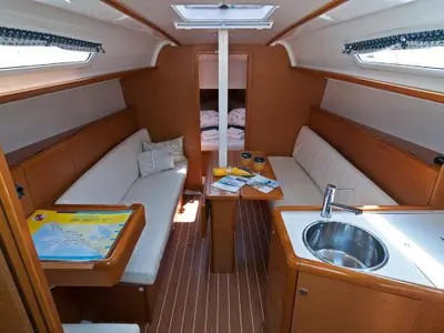 Salon of Kiki Kiss, a Jeanneau Sun Odyssey 33i sailboat at Split, Croatia