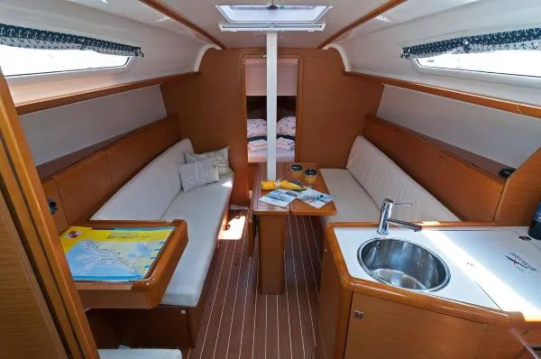Salon of Kiki Kiss, a Jeanneau Sun Odyssey 33i sailboat at Split, Croatia