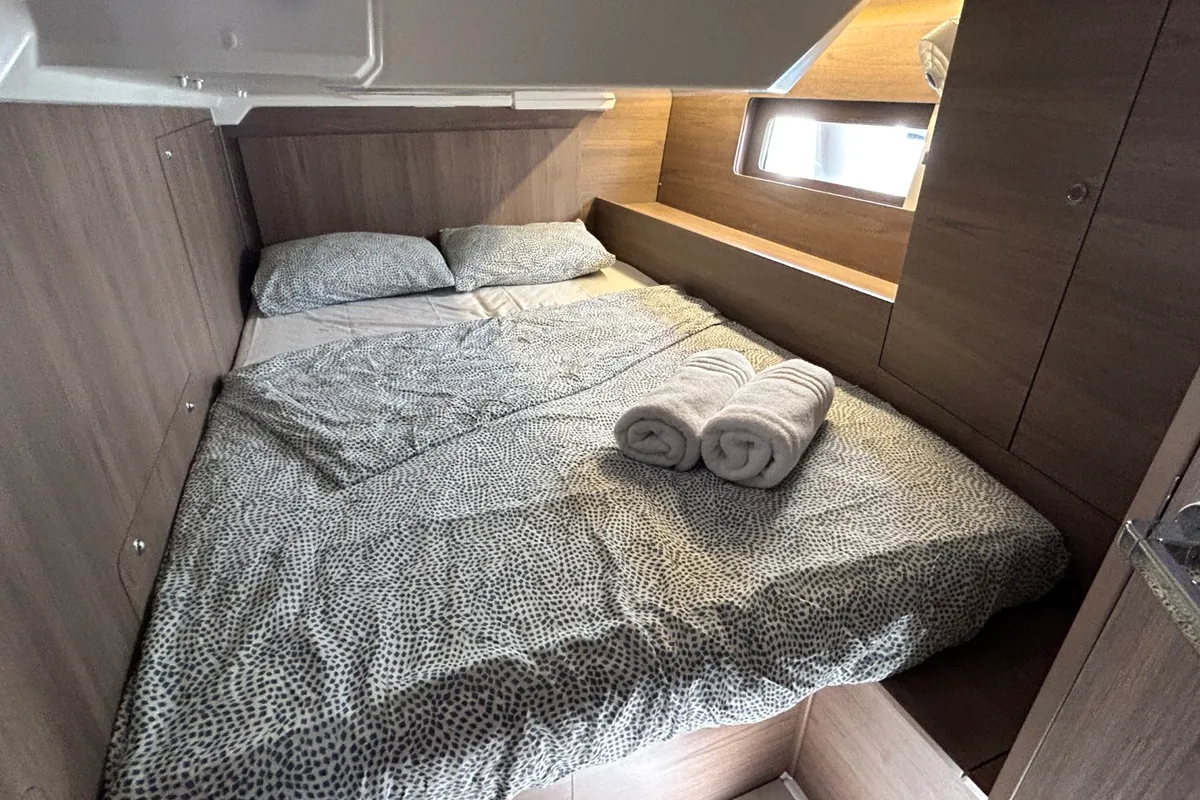 Cabin on TIDE OF YOUR LIFE, a Beneteau Oceanis 47 sailboat at Split, Croatia