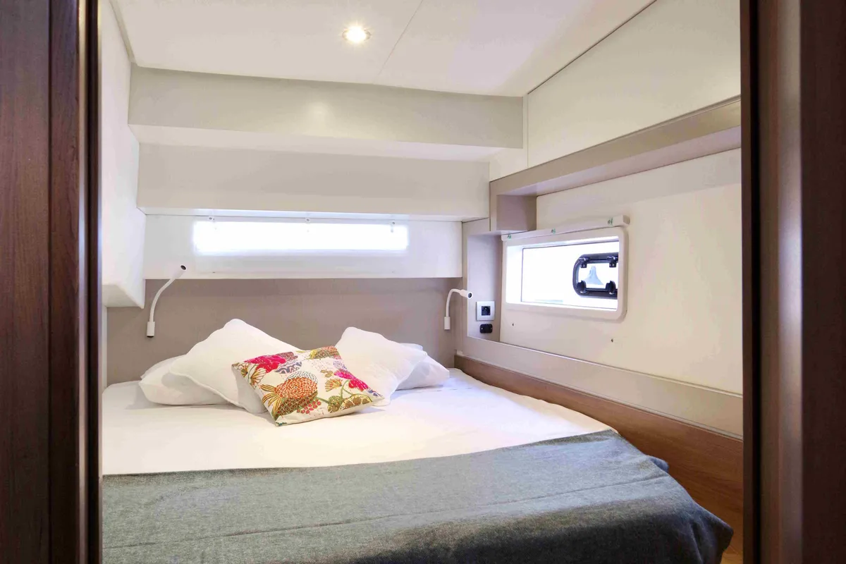 Cabin on Ferdi - A/C, Generator, Water maker, a Bali 4.2 catamaran at Castellammare di Stabia, Italy