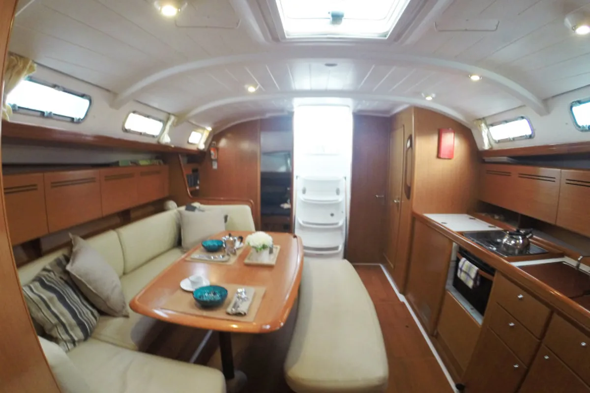 Salon of Zephyros, a Beneteau Cyclades 43.4 sailboat at Municipal Unit of Lefkada, Greece