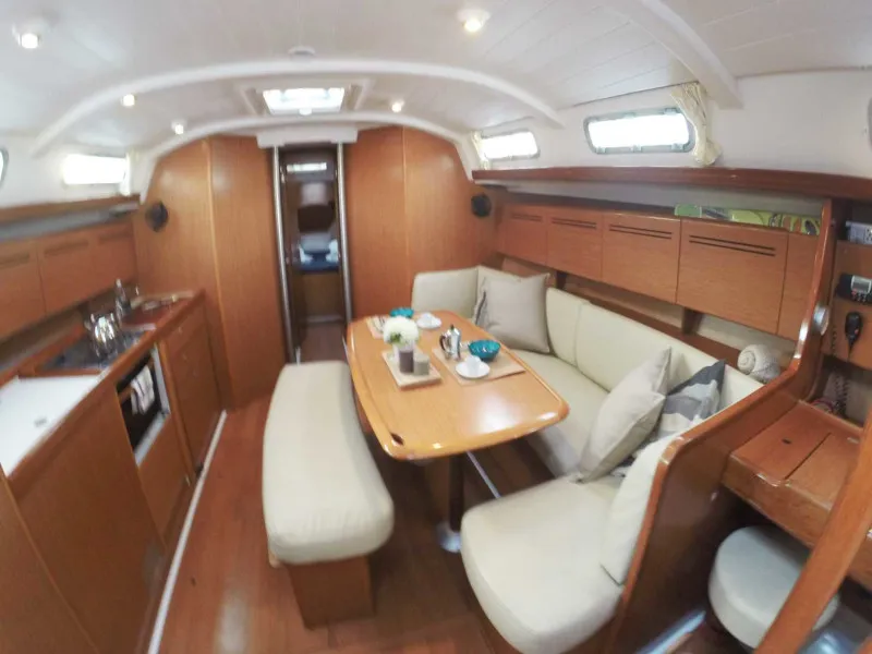 Salon of Zephyros, a Beneteau Cyclades 43.4 sailboat at Municipal Unit of Lefkada, Greece