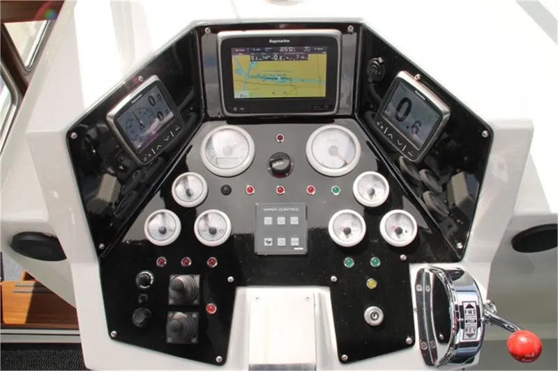 Cockpit of Elaine, a De Drait Kotterjacht 10.7 GL motorboat at Woudsend, Netherlands