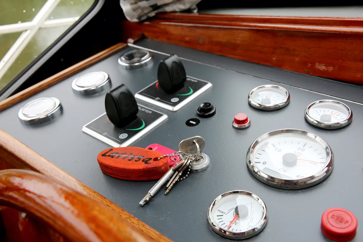 Cockpit of Larissa, a Gulet Merenpoort 1100s motorboat at Heukelum, Netherlands