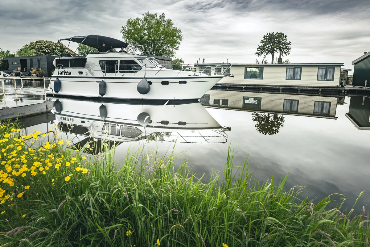 Exterior view of Larissa, a Gulet Merenpoort 1100s motorboat at Heukelum, Netherlands