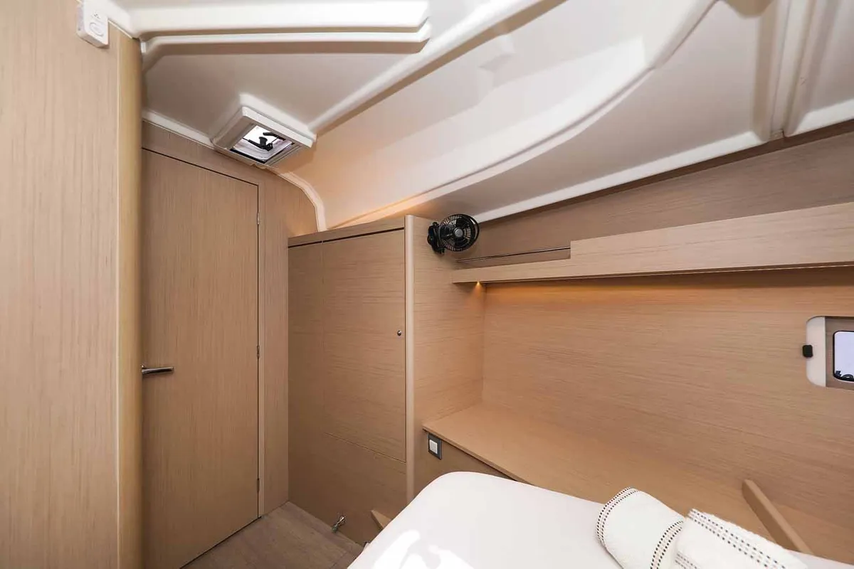 Cabin on Moritz, a Beneteau Oceanis 40.1 ELECTRIC sailboat at Grad Biograd na Moru, Croatia