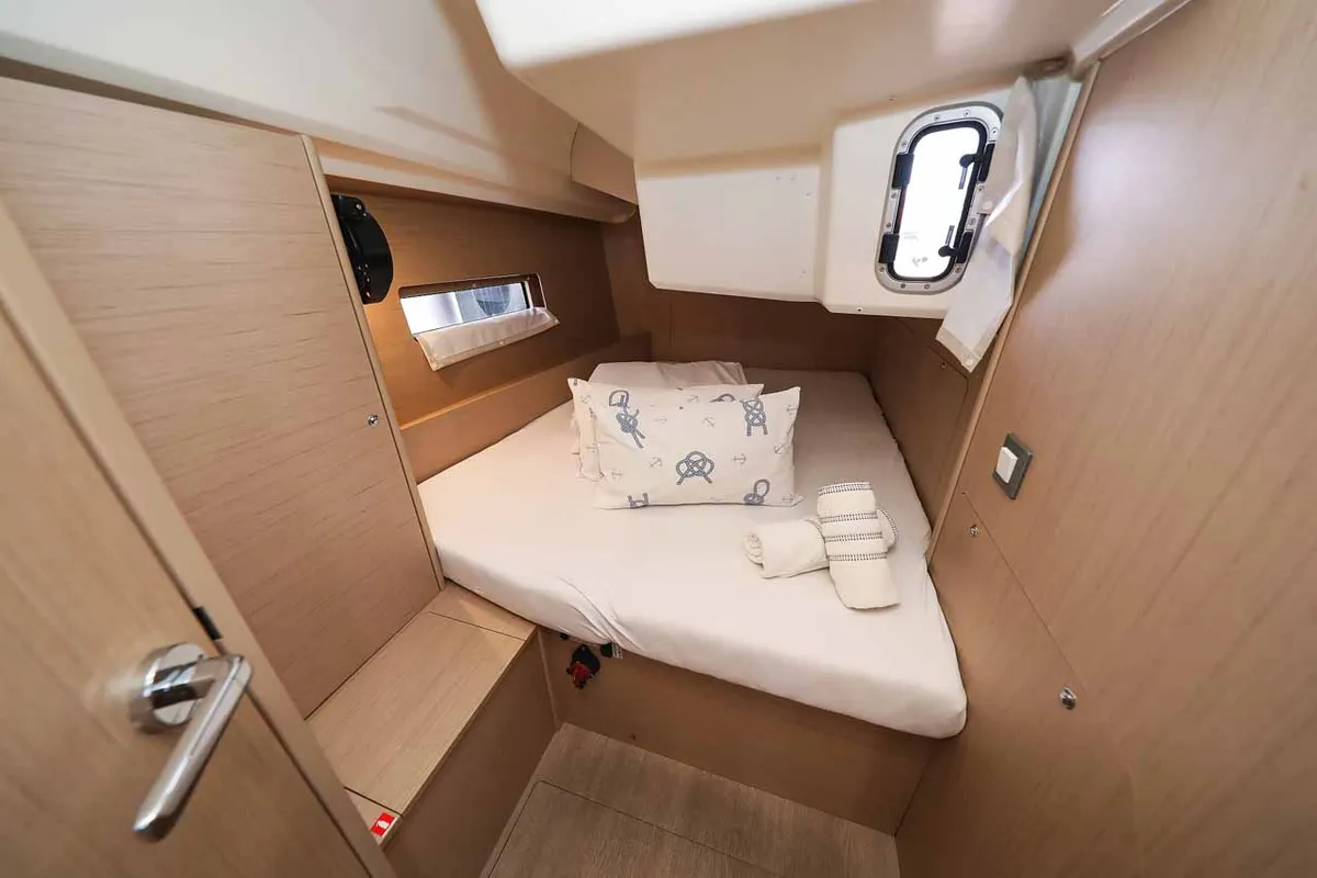 Cabin on Moritz, a Beneteau Oceanis 40.1 ELECTRIC sailboat at Grad Biograd na Moru, Croatia
