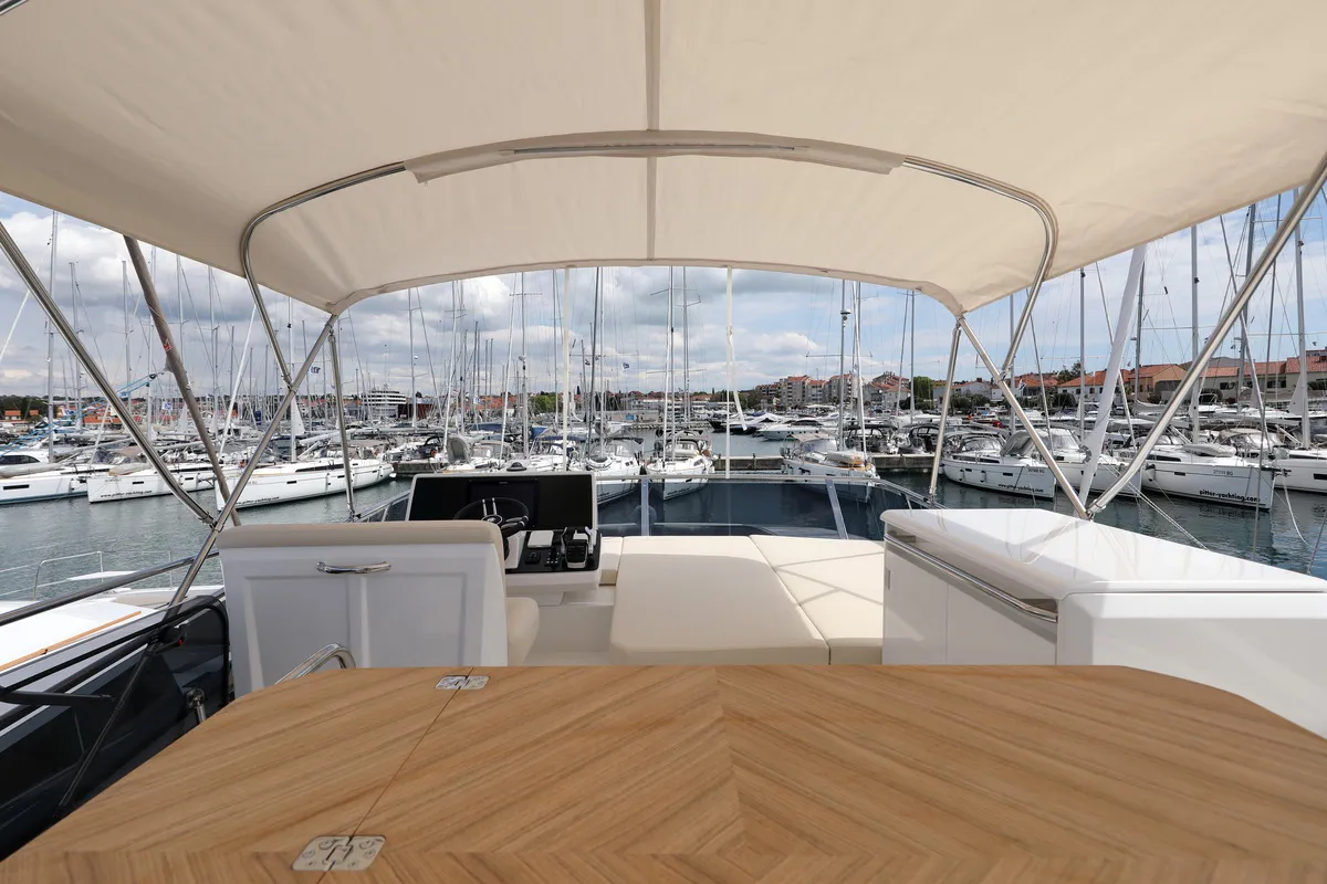Deck of Chili, a Greenline 45 Fly motor yacht at Grad Biograd na Moru, Croatia