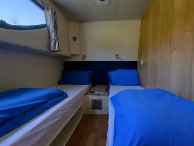 Cabin on Magnifique - Comfort 60, a Cygnet Magnifique motorboat at Frankfort, United States