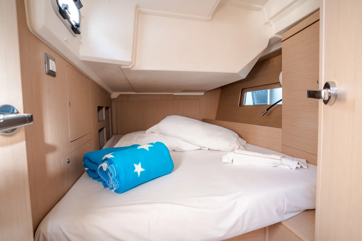 Cabin on Persefone - Comfort line, a Beneteau Oceanis 46.1 sailboat at Olbia, Italy