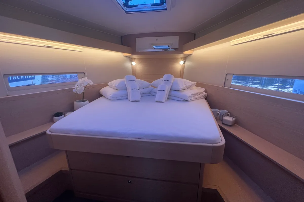 Cabin on Kaja, a Dufour 430 GL sailboat at Grad Pula, Croatia