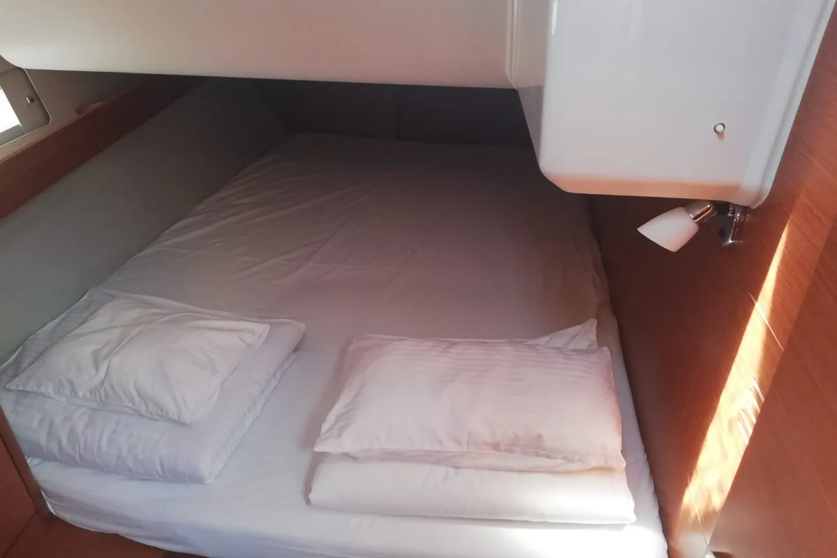 Cabin on Arba, a Dufour 460 Grand Large sailboat at Općina Medulin, Croatia