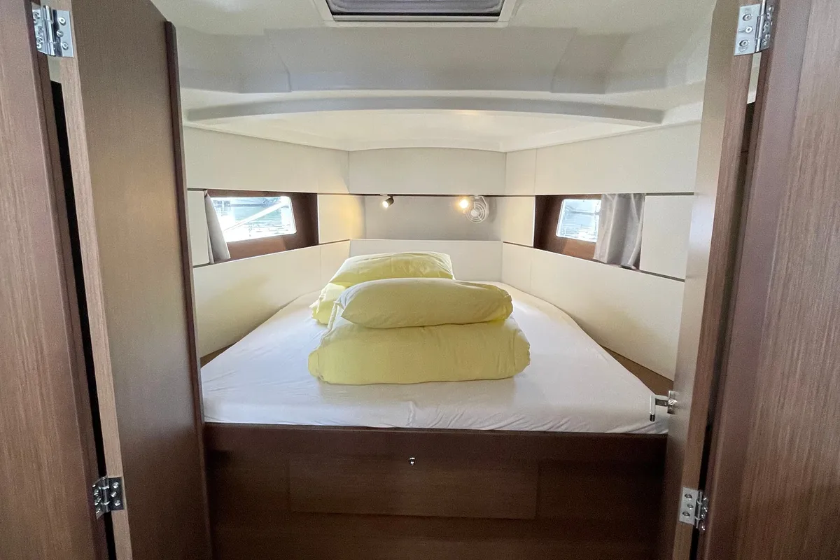 Cabin on Cocco, a Beneteau Oceanis 38.1 sailboat at Grad Šibenik, Croatia