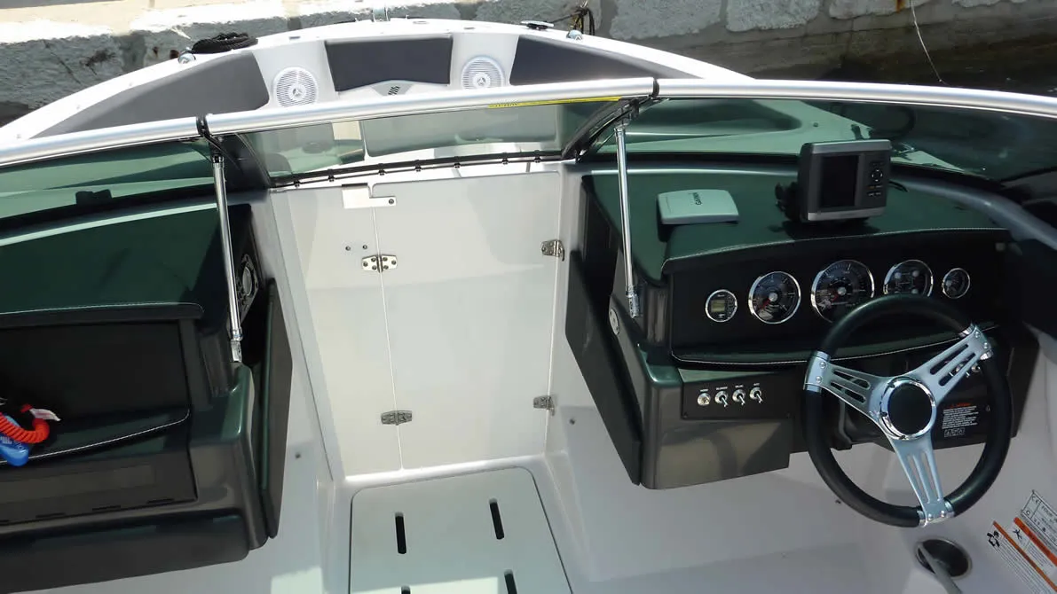 Deck of Black Pearl, a Four Winns H210 motorboat at Tribunj, Croatia